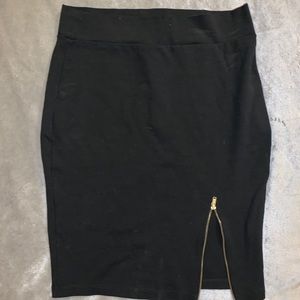 Black Cotton Bodycon mini skirt